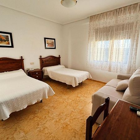 Hotel Restaurante Dama De Baza Zewnętrze zdjęcie