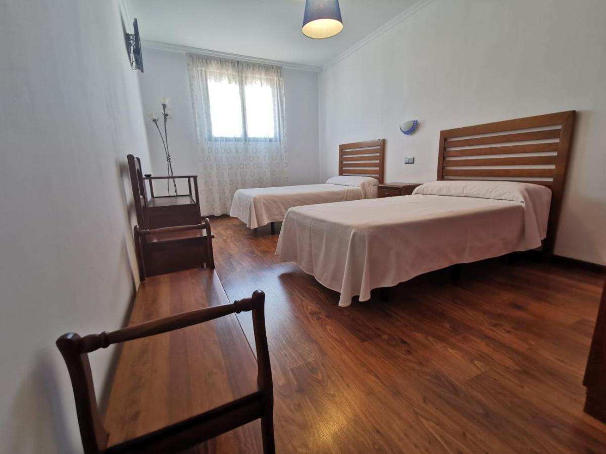 Hotel Restaurante Dama De Baza Zewnętrze zdjęcie
