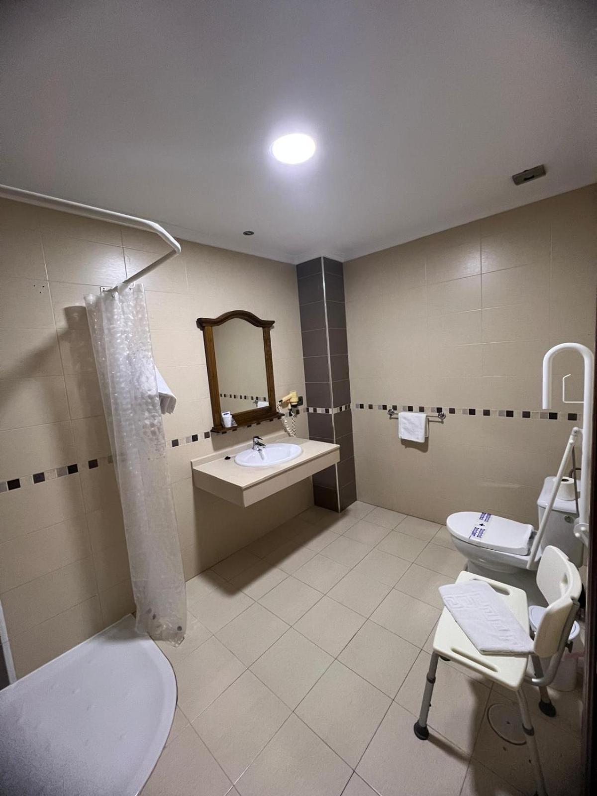 Hotel Restaurante Dama De Baza Zewnętrze zdjęcie