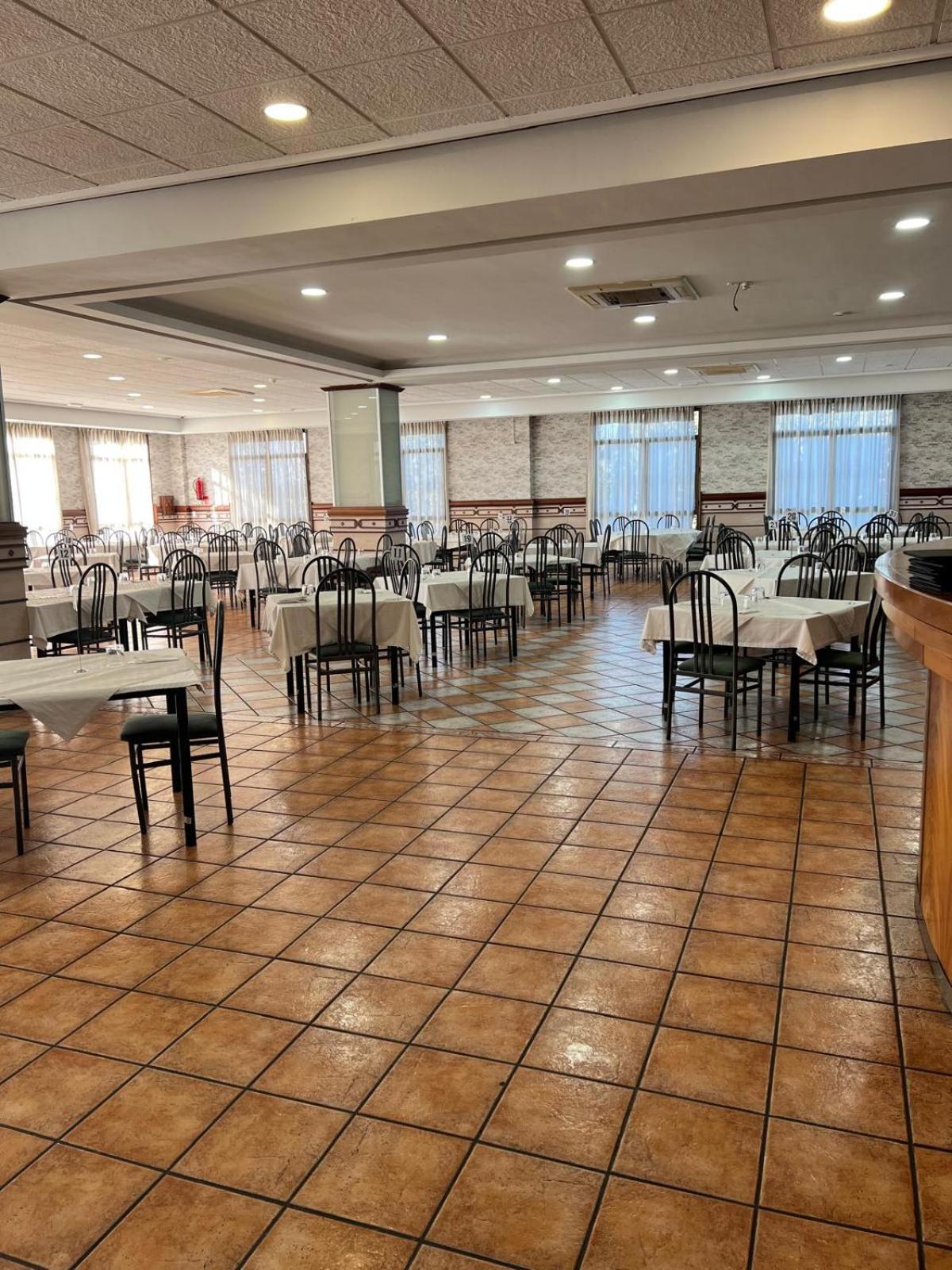 Hotel Restaurante Dama De Baza Zewnętrze zdjęcie