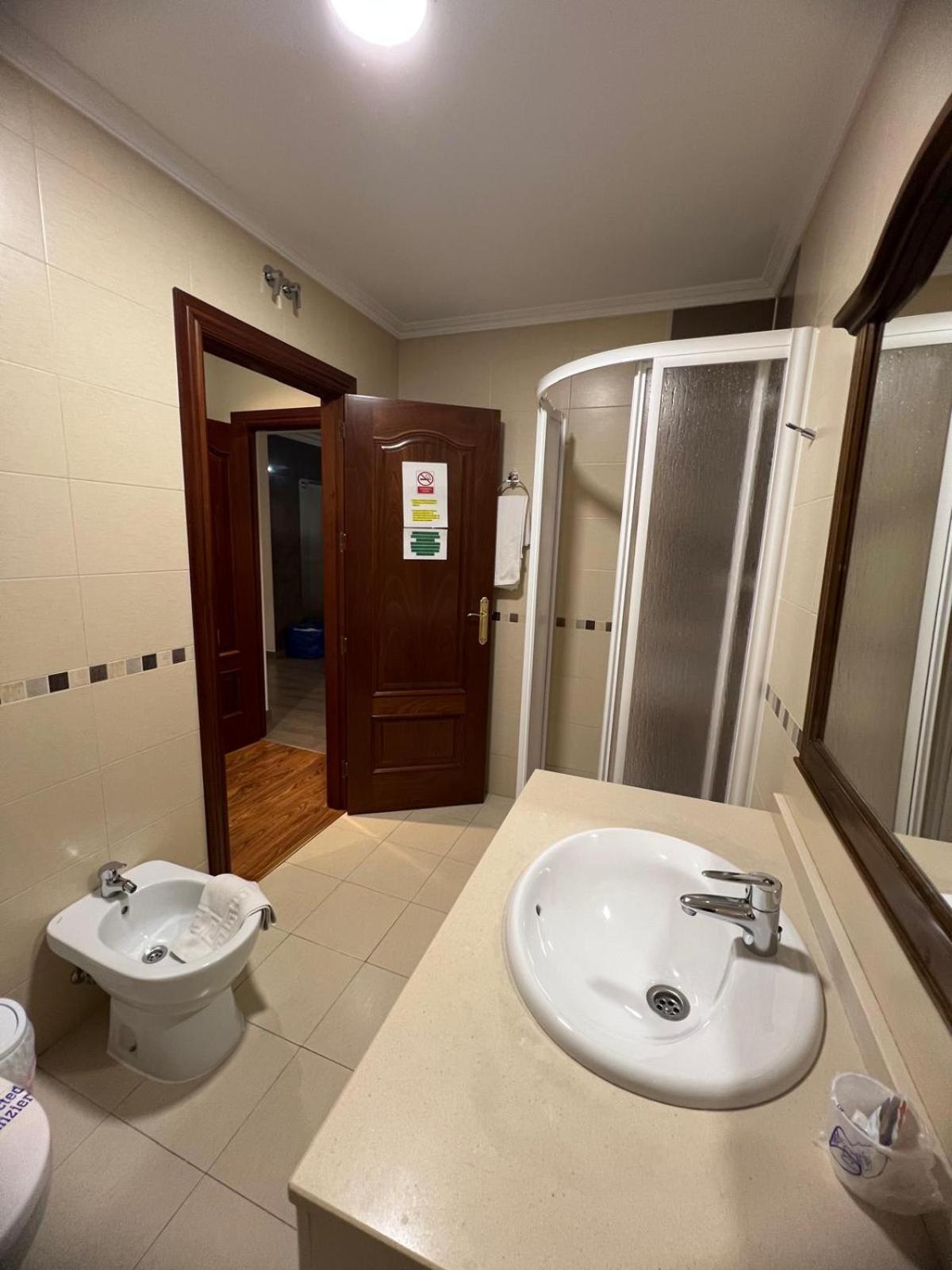 Hotel Restaurante Dama De Baza Zewnętrze zdjęcie