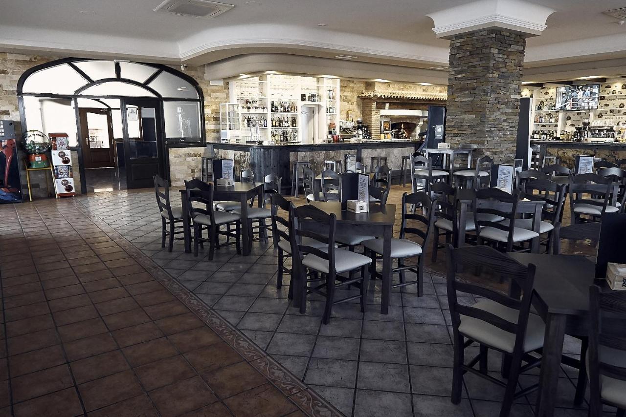 Hotel Restaurante Dama De Baza Zewnętrze zdjęcie
